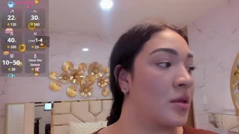 Snapshot of stephania_diamond chatting on December 17, 2024, 9:28 am online show from December 17, 2024, 9:28 am