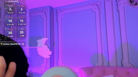 Snapshot of stephania_diamond chatting on January 8, 2025, 8:27 am online show from January 8, 2025, 8:27 am