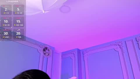 Snapshot of stephania_diamond chatting on January 9, 2025, 2:22 am online show from January 9, 2025, 2:22 am