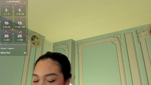 Snapshot of stephania_diamond chatting on January 24, 2025, 8:55 am online show from January 24, 2025, 8:55 am