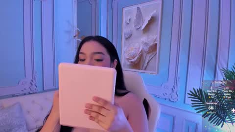 Snapshot of stephania_diamond chatting on November 8, 2025, 2:45 am online show from November 8, 2025, 2:45 am