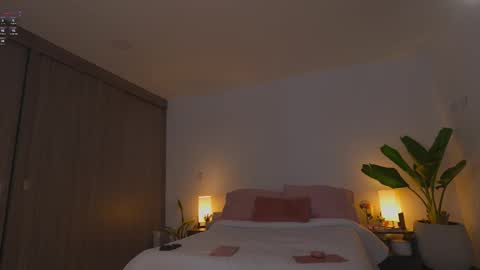 Snapshot of stephania_let chatting on March 20, 2026, 2:33 pm stephania_let online show from March 20, 2026, 2:33 pm