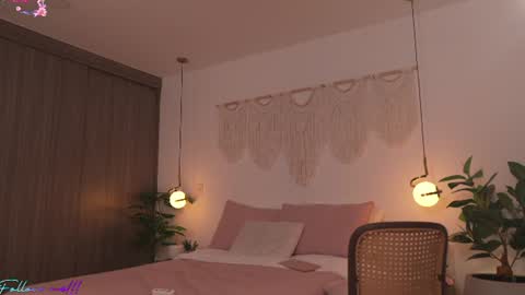 stephania_let online show from June 20, 2026, 2:20 pm