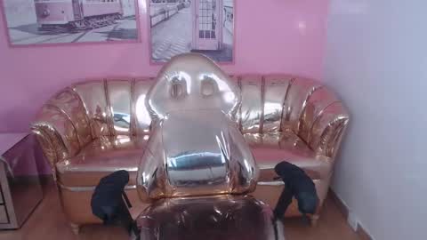 Snapshot of stephania_t chatting on January 31, 2025, 1:45 pm Stephania online show from January 31, 2025, 1:45 pm