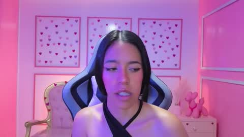 Snapshot of stephania_t chatting on September 11, 2025, 11:54 am Stephania online show from September 11, 2025, 11:54 am