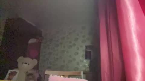 Stephani online show from February 20, 2026, 3:01 pm