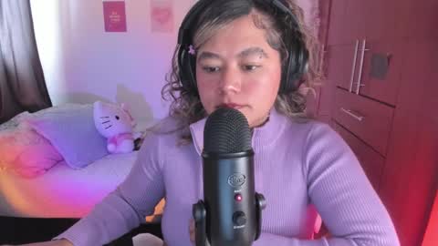 Stephanie  online show from September 8, 2025, 6:29 pm