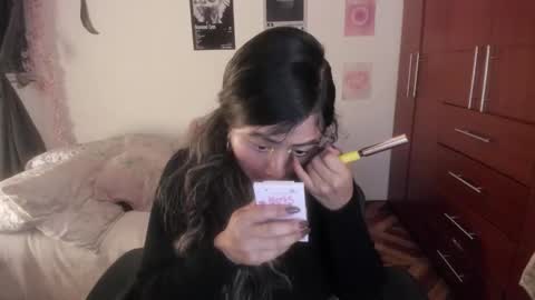 Stephanie  online show from December 19, 2025, 1:34 am