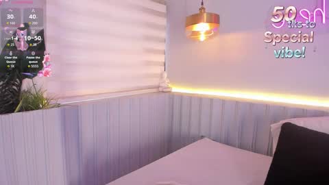 Stephany  online show from December 22, 2025, 4:26 pm