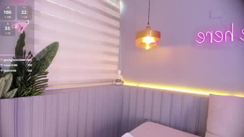 Stephany  online show from May 7, 2026, 4:34 pm