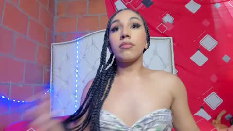 Snapshot of stephany_doll_ chatting on November 3, 2025, 11:22 am Anny online show from November 3, 2025, 11:22 am