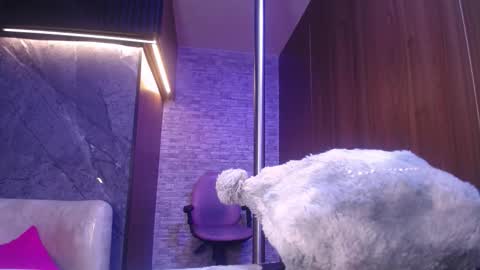 stephany_rodriguez_ online show from March 8, 2026, 12:09 pm