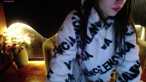 stephany_rodriguez_ online show from March 22, 2026, 11:57 am