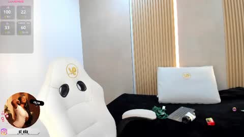 Stephany online show from August 6, 2026, 7:49 pm