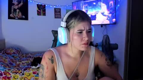 Stephany  independient model  online show from January 26, 2025, 3:17 am