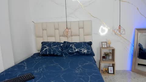 Stefanny online show from February 24, 2025, 10:03 pm