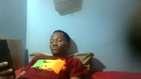 stephaolysca online show from May 5, 2026, 4:09 am