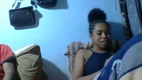 stephaolysca online show from May 14, 2026, 6:42 am