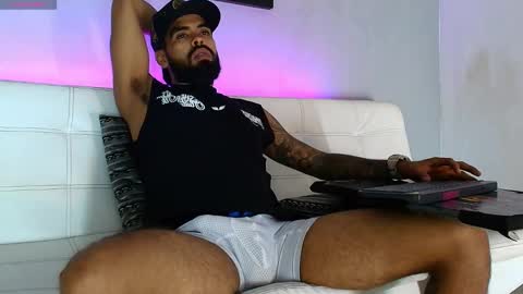 Snapshot of stephenbrown_ chatting on February 17, 2025, 6:31 am ................ online show from February 17, 2025, 6:31 am