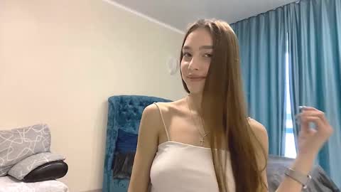 Snapshot of stepheniepettry chatting on October 15, 2025, 12:49 pm Hello My name is Adele im new model here and little but shy but curious. online show from October 15, 2025, 12:49 pm