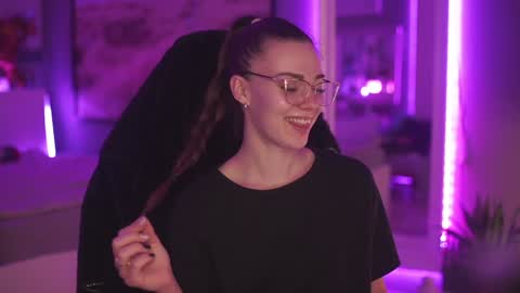 stephie0404 online show from December 30, 2024, 10:23 pm