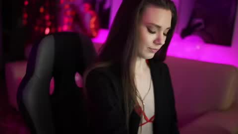 stephie0404 online show from February 13, 2025, 11:47 pm