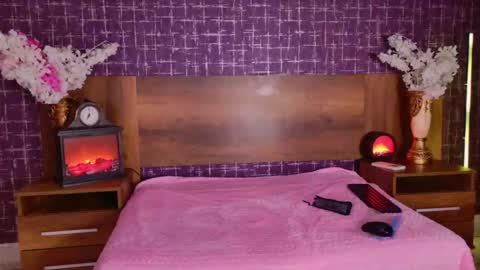 stephiejones online show from February 5, 2026, 10:09 am