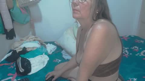 Angie mature online show from May 25, 2026, 9:15 am