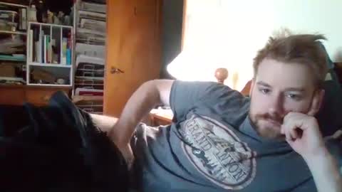 Snapshot of sterben13v chatting on October 14, 2025, 12:17 pm Ian23602 online show from October 14, 2025, 12:17 pm