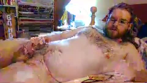 Snapshot of sterben13v chatting on November 1, 2025, 10:45 pm Ian23602 online show from November 1, 2025, 10:45 pm