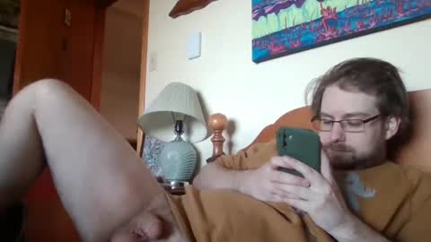 Ian23602 online show from May 8, 2026, 9:09 pm