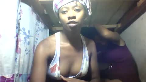 sterina0102 online show from December 4, 2025, 12:25 pm