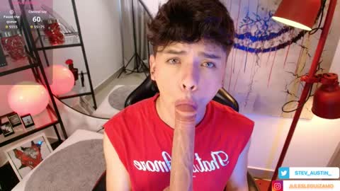 Stev austin  online show from April 2, 2026, 9:01 pm