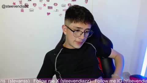 Snapshot of stevans_ chatting on February 9, 2026, 5:00 am Stevan online show from February 9, 2026, 5:00 am