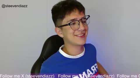 Snapshot of stevans_ chatting on February 15, 2026, 1:46 am Stevan online show from February 15, 2026, 1:46 am