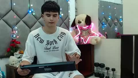 Steve Hotman  online show from May 11, 2026, 4:04 pm