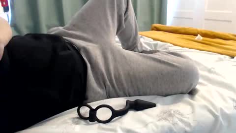 stevebate222 online show from September 19, 2025, 9:32 am