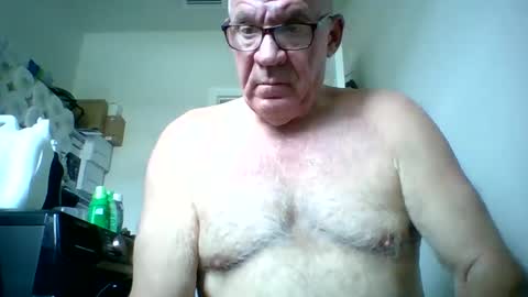 stevejons47 online show from October 11, 2025, 8:40 pm