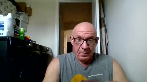 stevejons47 online show from November 11, 2025, 3:45 pm