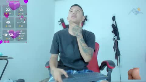 Snapshot of steven19_latinboy chatting on February 27, 2026, 11:43 am Steven online show from February 27, 2026, 11:43 am