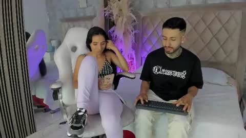 Snapshot of stevenandlaura_ chatting on June 20, 2026, 4:37 am stevenandlaura_ online show from June 20, 2026, 4:37 am