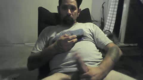 Snapshot of steveneg13 chatting on October 18, 2025, 9:21 am Steveneg13 online show from October 18, 2025, 9:21 am