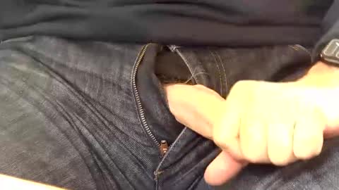 stevenh5710 online show from March 10, 2025, 6:34 pm