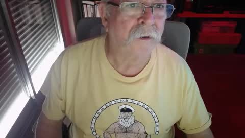 Snapshot of stevenj3 chatting on May 31, 2026, 7:37 pm Steven online show from May 31, 2026, 7:37 pm