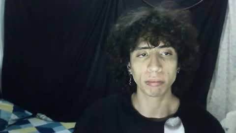 Snapshot of stevenrole69 chatting on November 6, 2025, 10:43 pm stevenrole online show from November 6, 2025, 10:43 pm