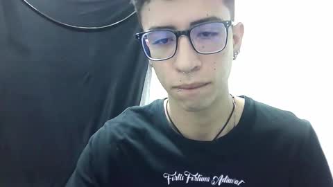 Snapshot of stevenrole69 chatting on January 15, 2026, 11:30 pm stevenrole online show from January 15, 2026, 11:30 pm