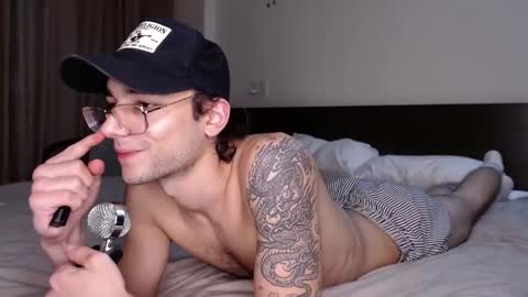 Snapshot of steveoceanbeanhuge chatting on February 14, 2025, 8:37 pm Alex online show from February 14, 2025, 8:37 pm