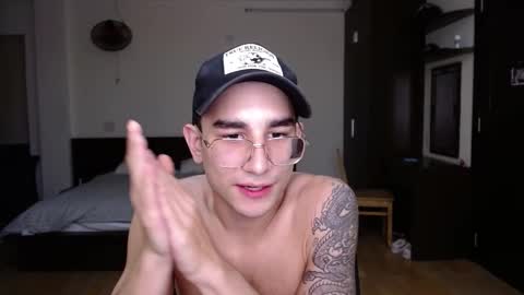 Snapshot of steveoceanbeanhuge chatting on February 27, 2025, 5:36 pm Alex online show from February 27, 2025, 5:36 pm