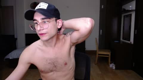 Snapshot of steveoceanbeanhuge chatting on February 27, 2025, 8:42 pm Alex online show from February 27, 2025, 8:42 pm
