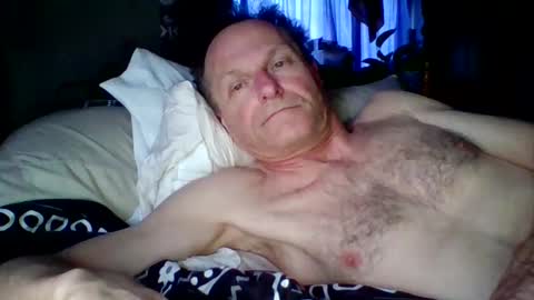 steviehard7 online show from February 5, 2025, 3:09 pm